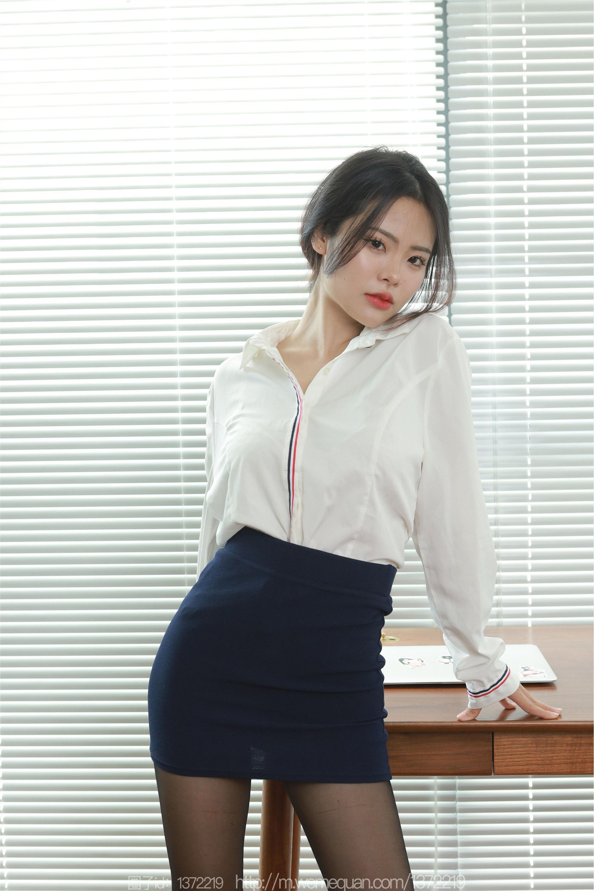 IESS异思趣向  2023.08.10 丝享家 1503 兔兔《会议缺席》